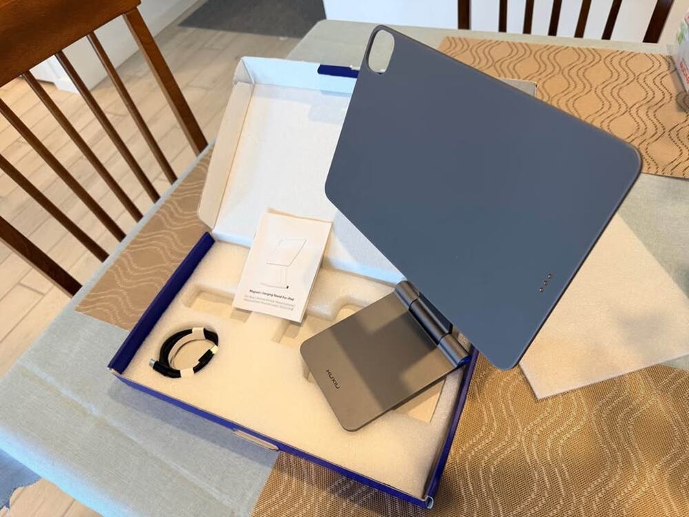 KUXIU Magnetic Charging Stand for iPad (New open Box)